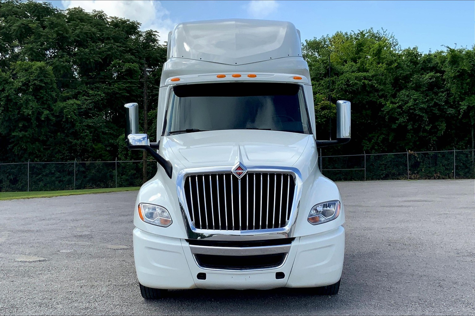 Pre-Owned 2023 International LT625 6×4 Sleeper in #502923